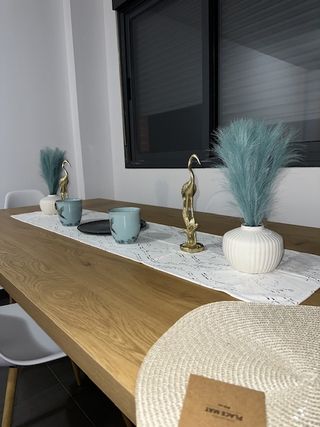 Mesa+ 4 sillas 150€  De conforama.