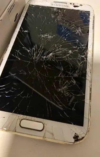 Samsung Galaxy Note 2 GT-N7100 pantalla rota