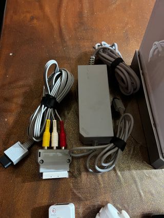 Nintendo Wii + accessori Yuraku