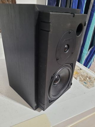 Altavoces Mission Modelo 760