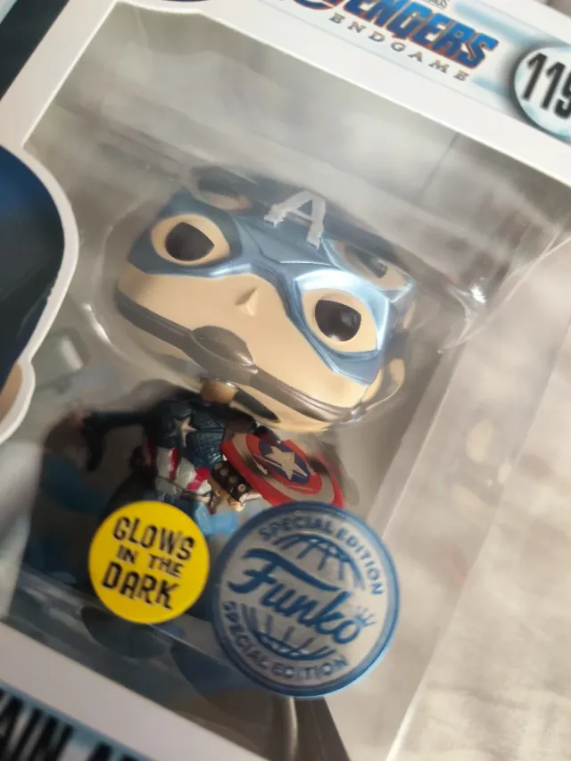 Funko POP 1198 Captain America SE GITD