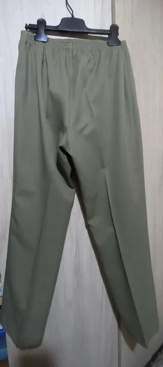 Pantalón mujer verde oliva