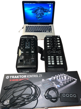 Equipo completo de DJ Macbook + Traktor X1 + Z1