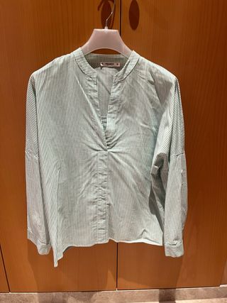 Camisa Pull&Bear rayas verdes blanca Talla M