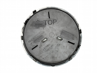 Emblema marca Mercedes A0008880400