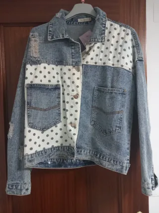 Chaqueta vaquera con lunares