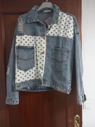 Chaqueta vaquera con lunares