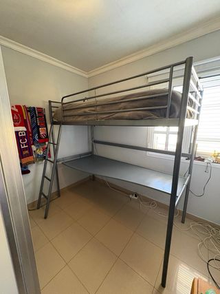 Litera con escritorio integrado