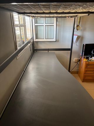 Litera con escritorio integrado