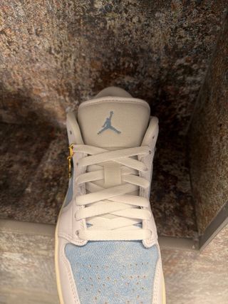 Air Jordan 1 Low SE "Worn Blue" Denim – Gold Charm