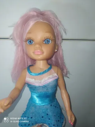 Muñeca Nancy pelo rosa y vestido azul