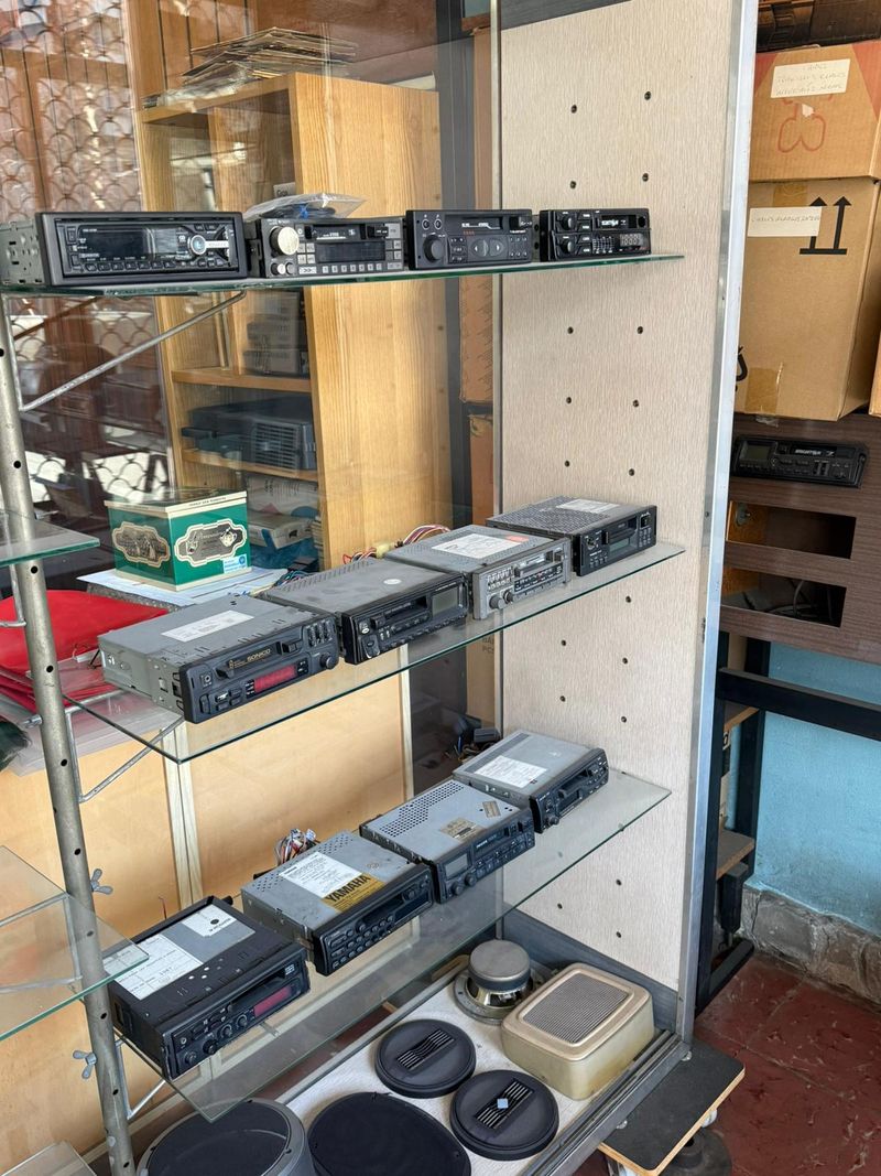 Lote radios coche vintage (negras/plateadas)
