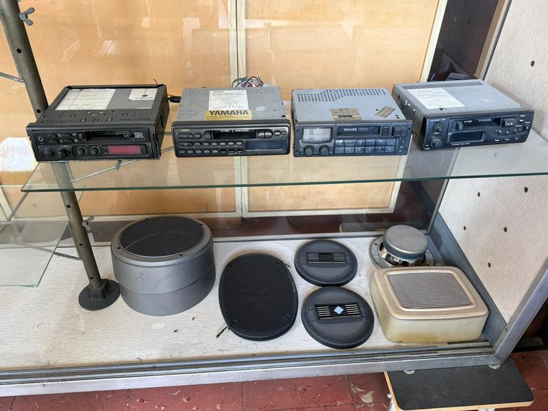 Lote radios coche vintage (negras/plateadas) afbeelding 6