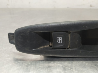 MANDO ELEVALUNAS TRASERO IZQUIERDO RENAULT CAPTUR