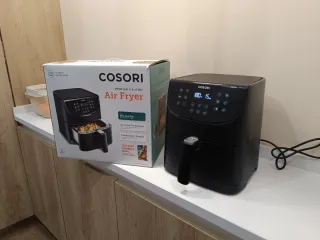 Freidora Cosori Negra