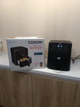 Freidora Cosori Negra