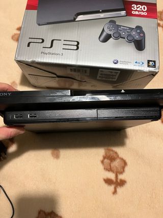 PlayStation 3 Slim 320GB CECH-2504B