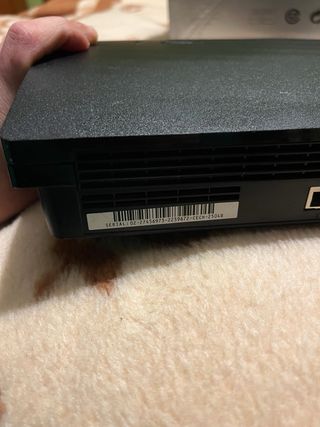 PlayStation 3 Slim 320GB CECH-2504B