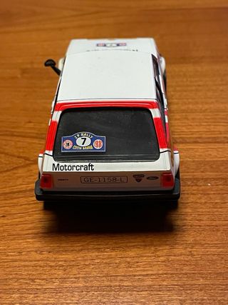 Coche Scalextric Motorcraft