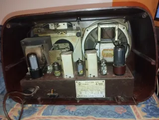 Antica Radio d'epoca John Geloso G103 anni 1955