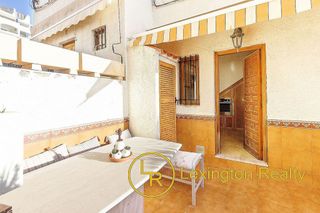 Casa adosada en venta en Bernabéu - Santa Pola Este en Santa Pola
