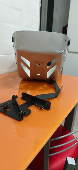 Cubre carter Suzuki v-strom 650 ABS 2011/2023