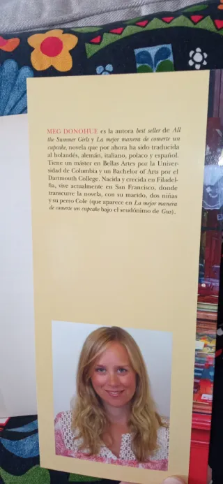 La mejor manera de comerte un cupcake