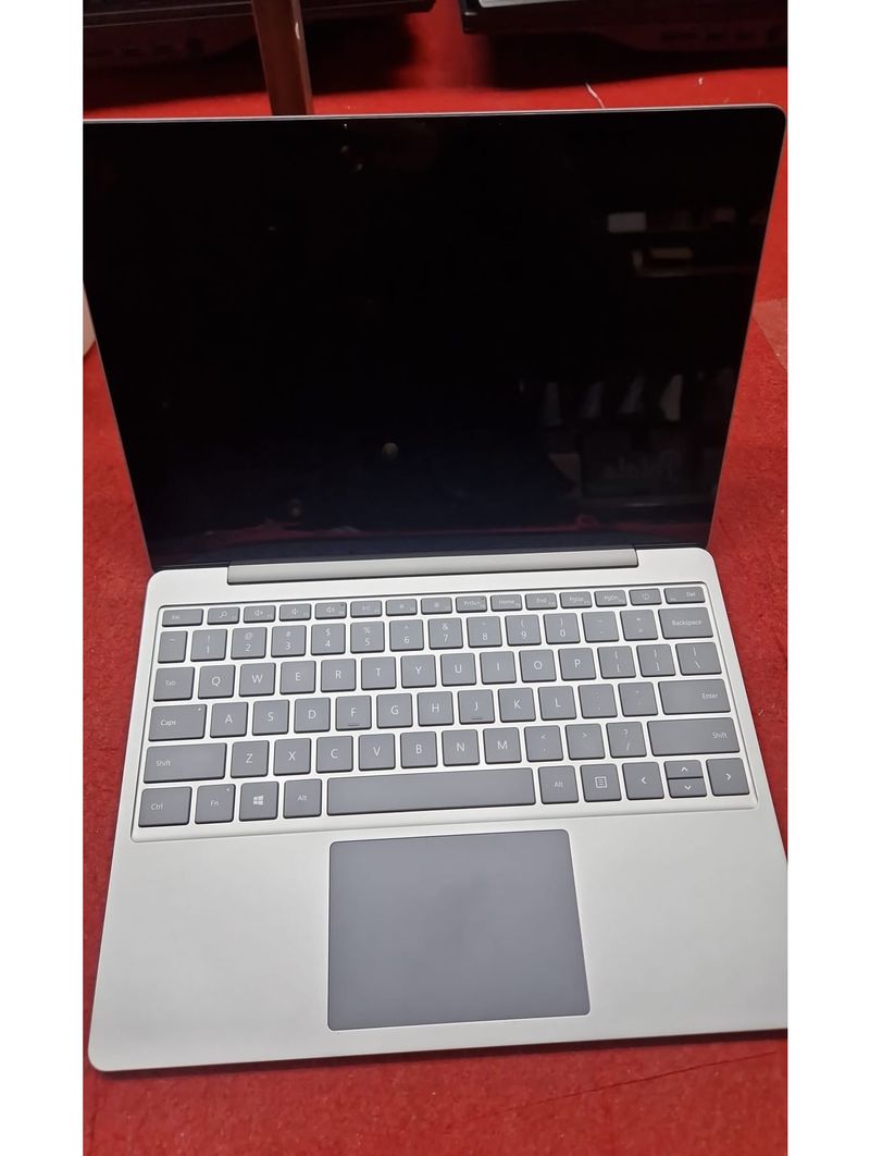 Microsoft Surface Laptop Go 12.4" i5-10a 16Gb RAM