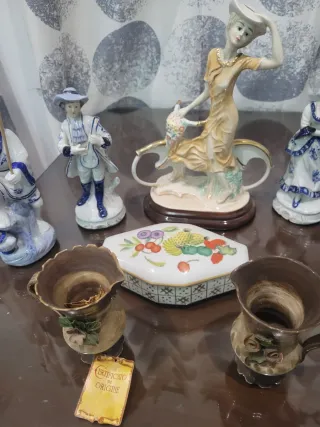 Lote Cerámica Antigua Figuras Cisnes Tazas