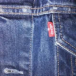 Chaqueta tejana  Levi's. customizada