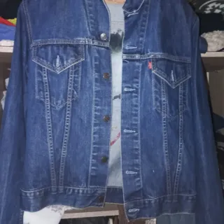 Chaqueta tejana  Levi's. customizada
