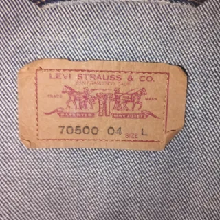 Chaqueta tejana  Levi's. customizada