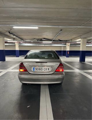 Mercedes-Benz C220 2003