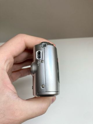 Vintage Kodak EasyShare C183 digital camera silver