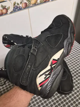 JORDAN 8 RETRO PLAYOFFS