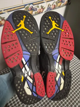 JORDAN 8 RETRO PLAYOFFS
