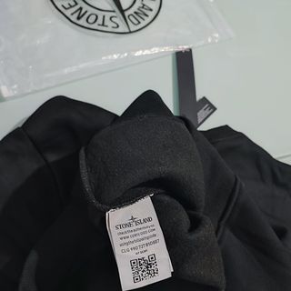 Sudadera Stone Island Negra