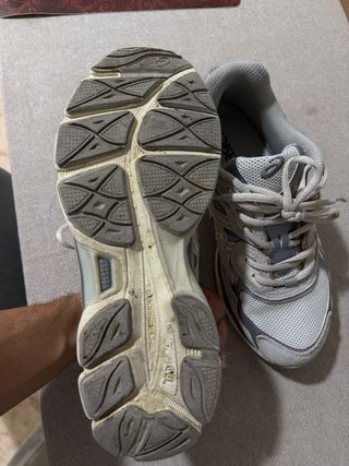 Asics NYC Beige Gris