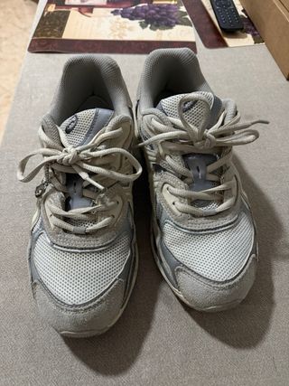 Asics NYC Beige Gris