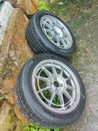 Llantas en aluminio en 16 pulgadas. 4 tornillos.