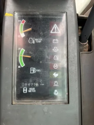 Mini excavadora Takeuchi TB 135