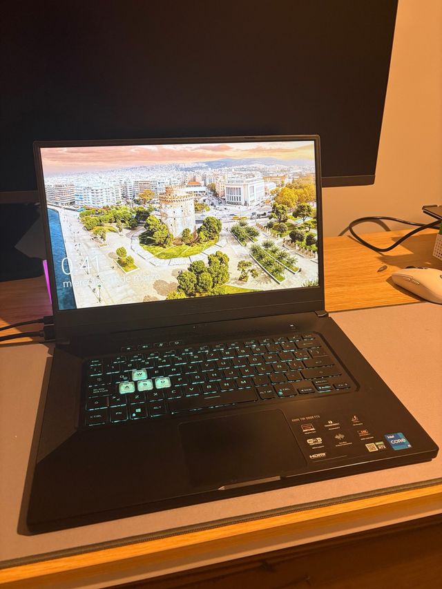 Portátil Asus TUF Dash F15 i5 16GB 1TB