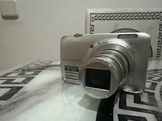 Cámara Nikon Coolpix 16MP HD S6300