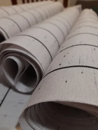 Tela per tende a righe bianca maculata