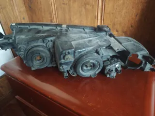 Faro Mitsubishi Galant 97-04 DCHO