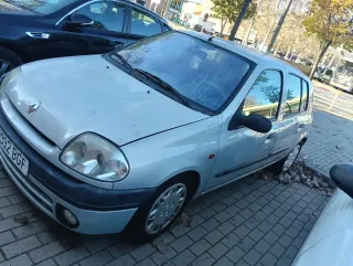 Renault Clio 2001