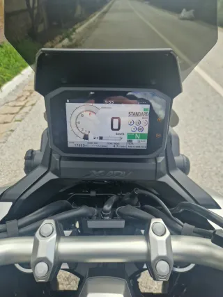 Honda X-ADV Maxi Scooter Automática