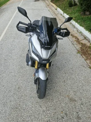 Honda X-ADV Maxi Scooter Automática