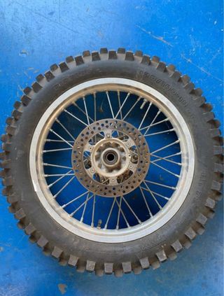 Llanta Moto Enduro Cross Pirelli 120/100-18