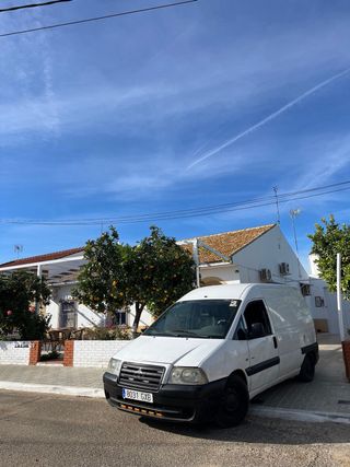 FURGONETA CITROEN CON EQUIPO DE SONIDO PROFESIONAL